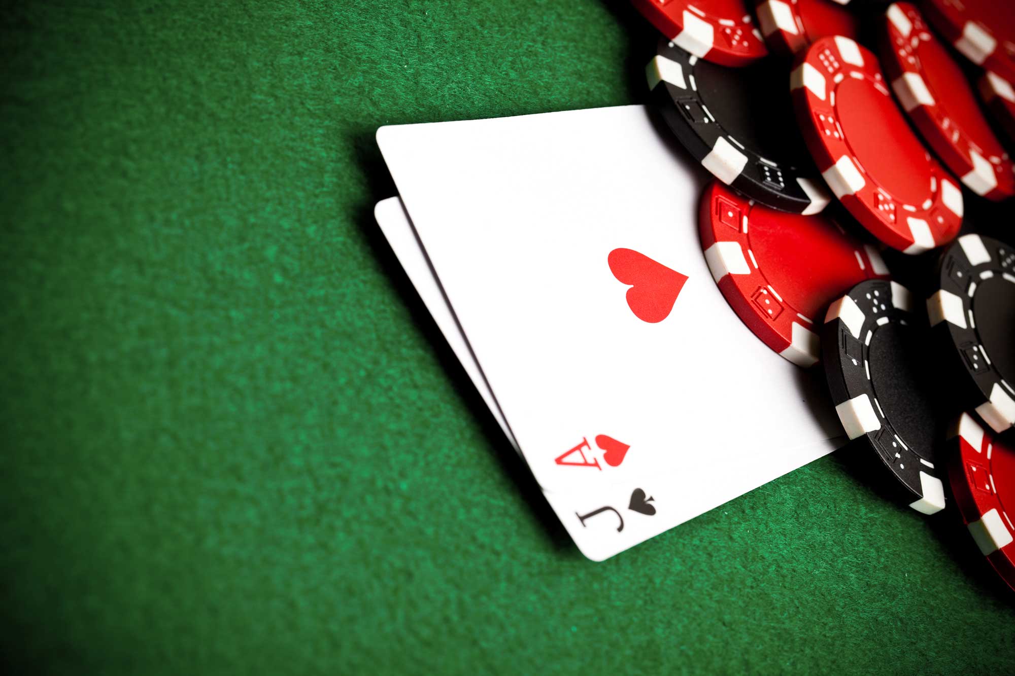 Poker Tekniği Geliştirme Rehberi: Bilgiyle Kazan