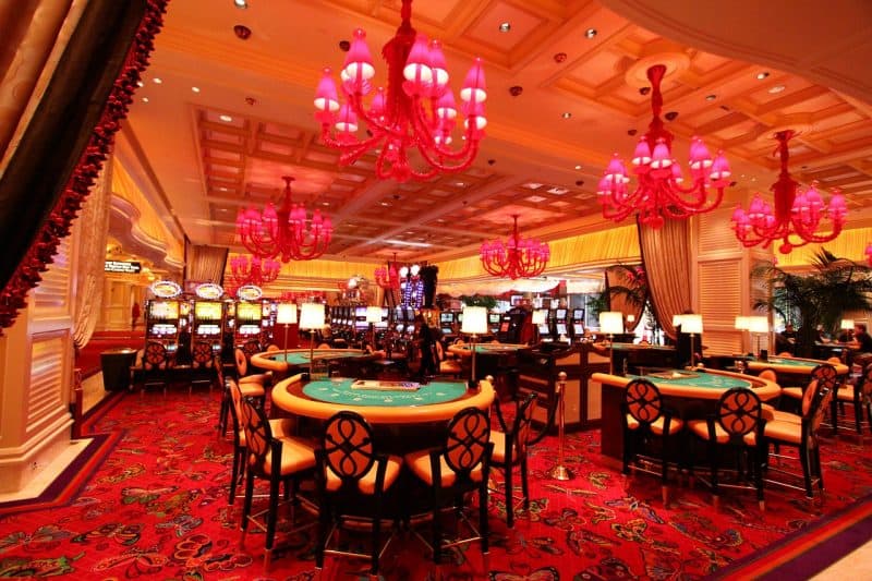 Slot Makinelerinde Rüzgarı Yakala: Kazanma İpuçları ve Stratejiler
